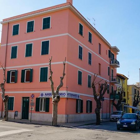 Lighthouse Ladispoli Al Mare Apartment Екстериор снимка